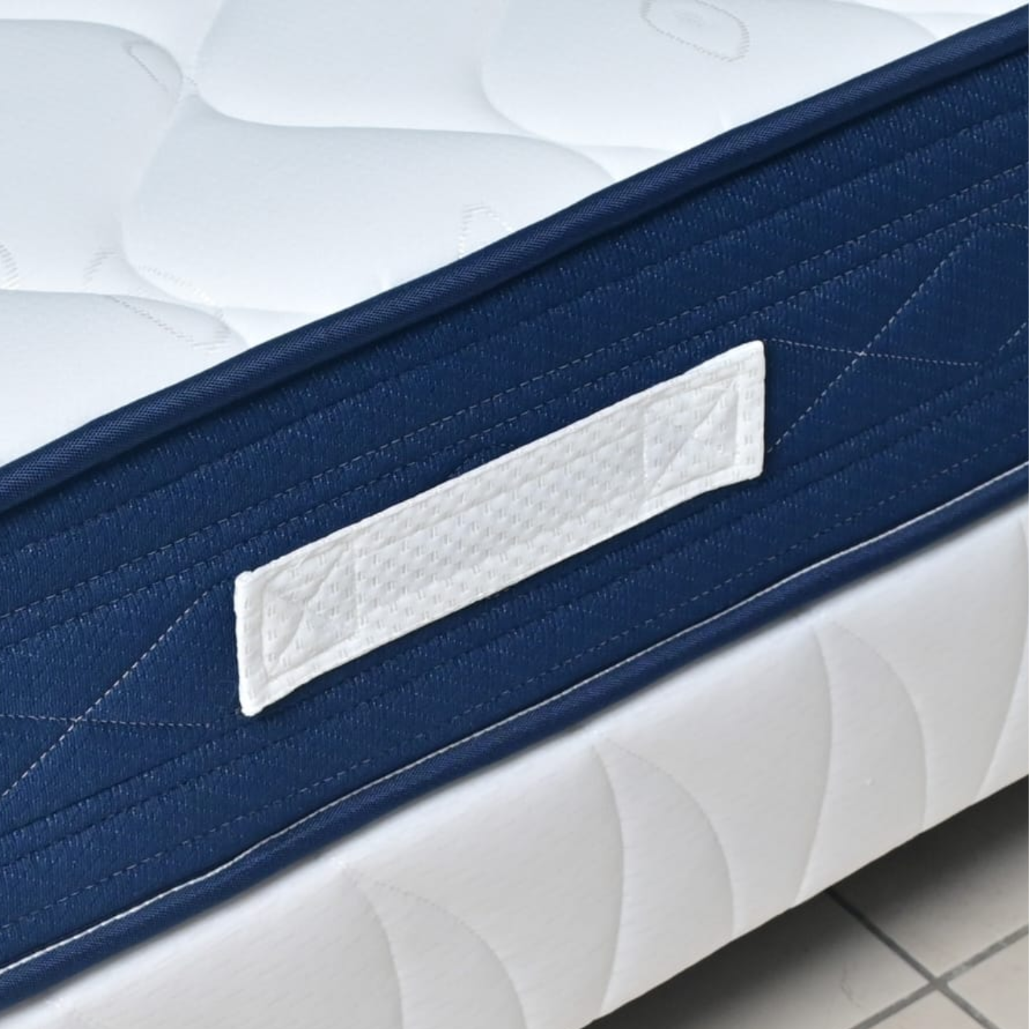 MATELAS Confort avec Mousse de Haute Qualité