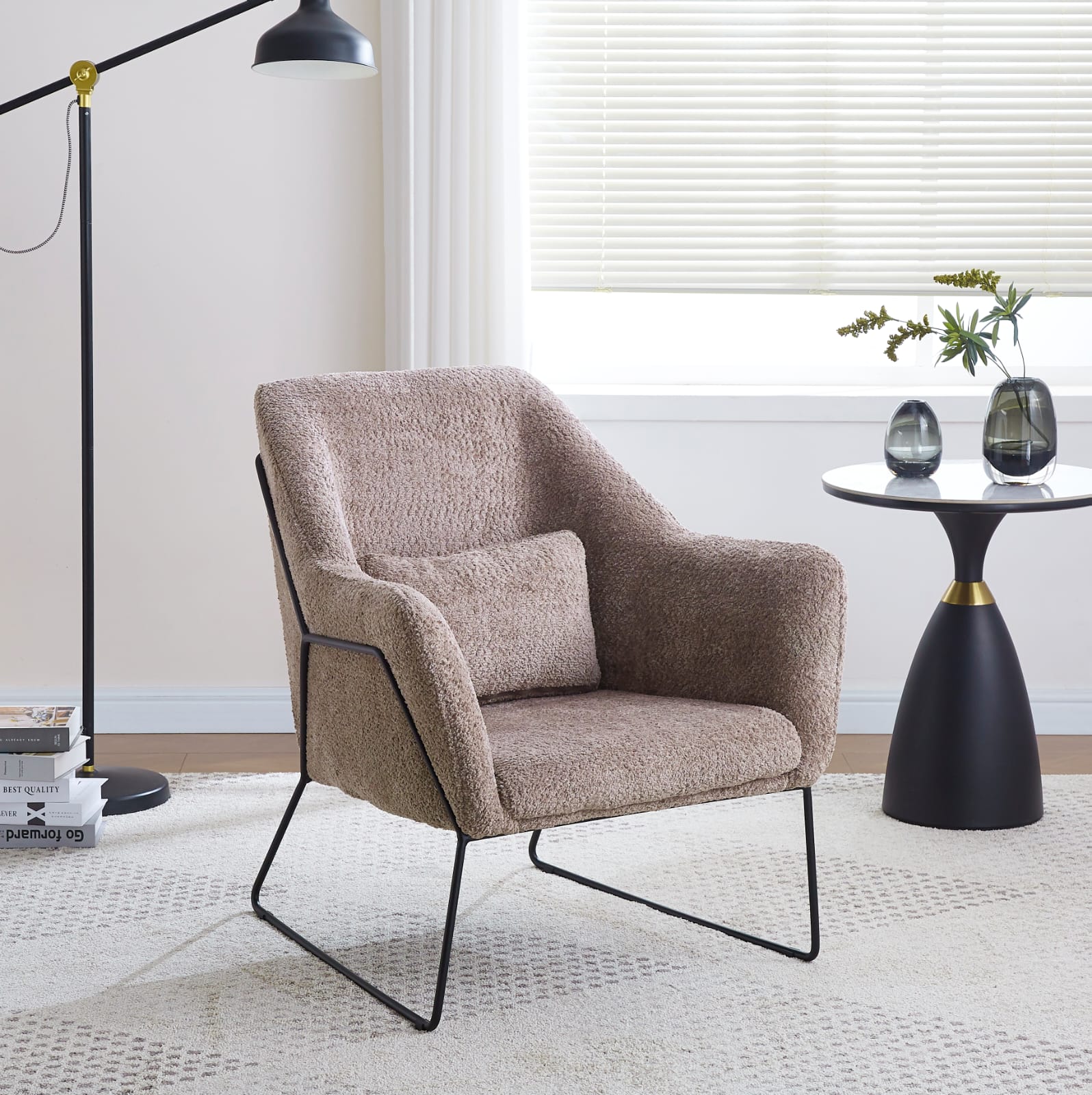 Fauteuil – Design Contemporain en Laine ou Velours avec Piètement Métal – Élégance & Confort - Decora Home
