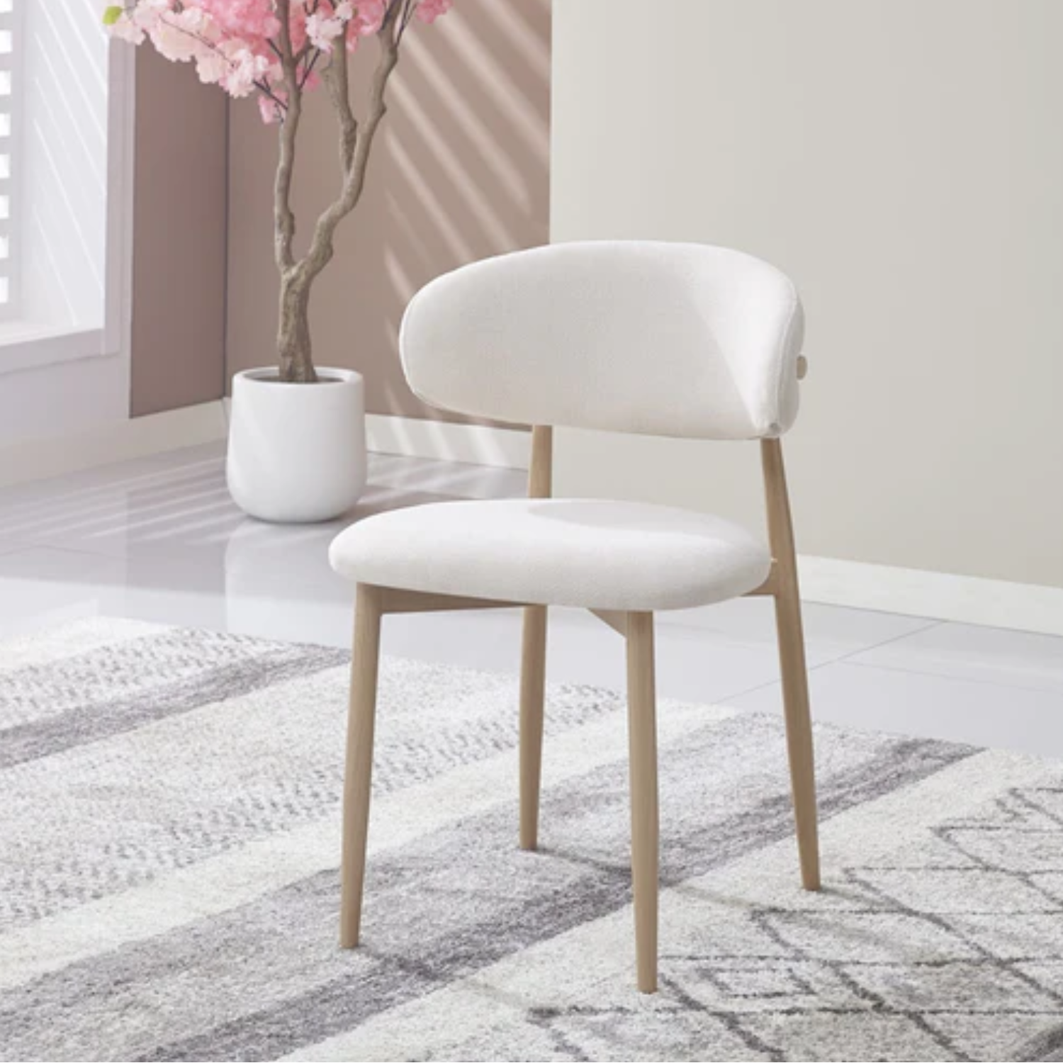 Lot de 2 chaises en velours beige – Pieds effet bois grain beige, noyer grain moka ou noyer grain beige