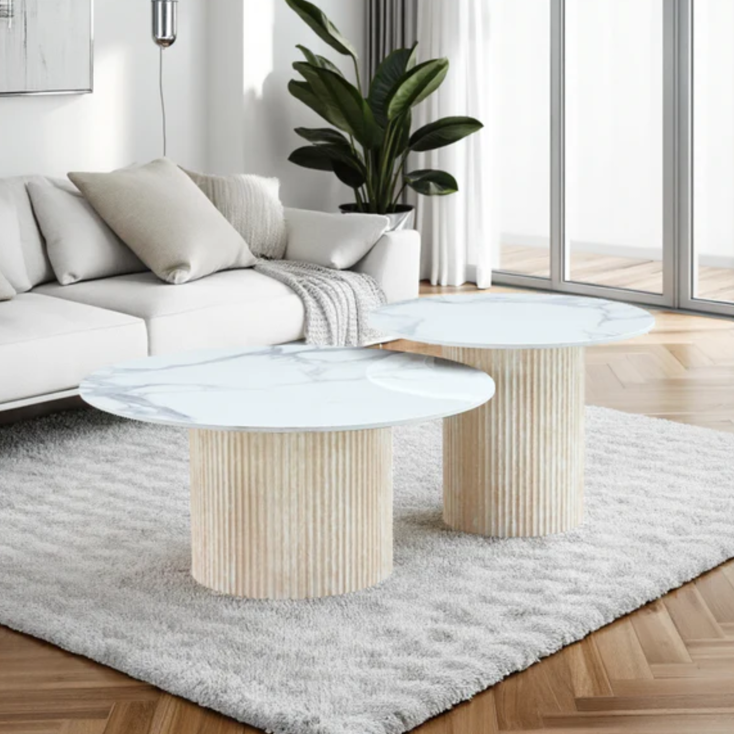 Table basse Plateau marbre en Céramique et Piètement Travertin