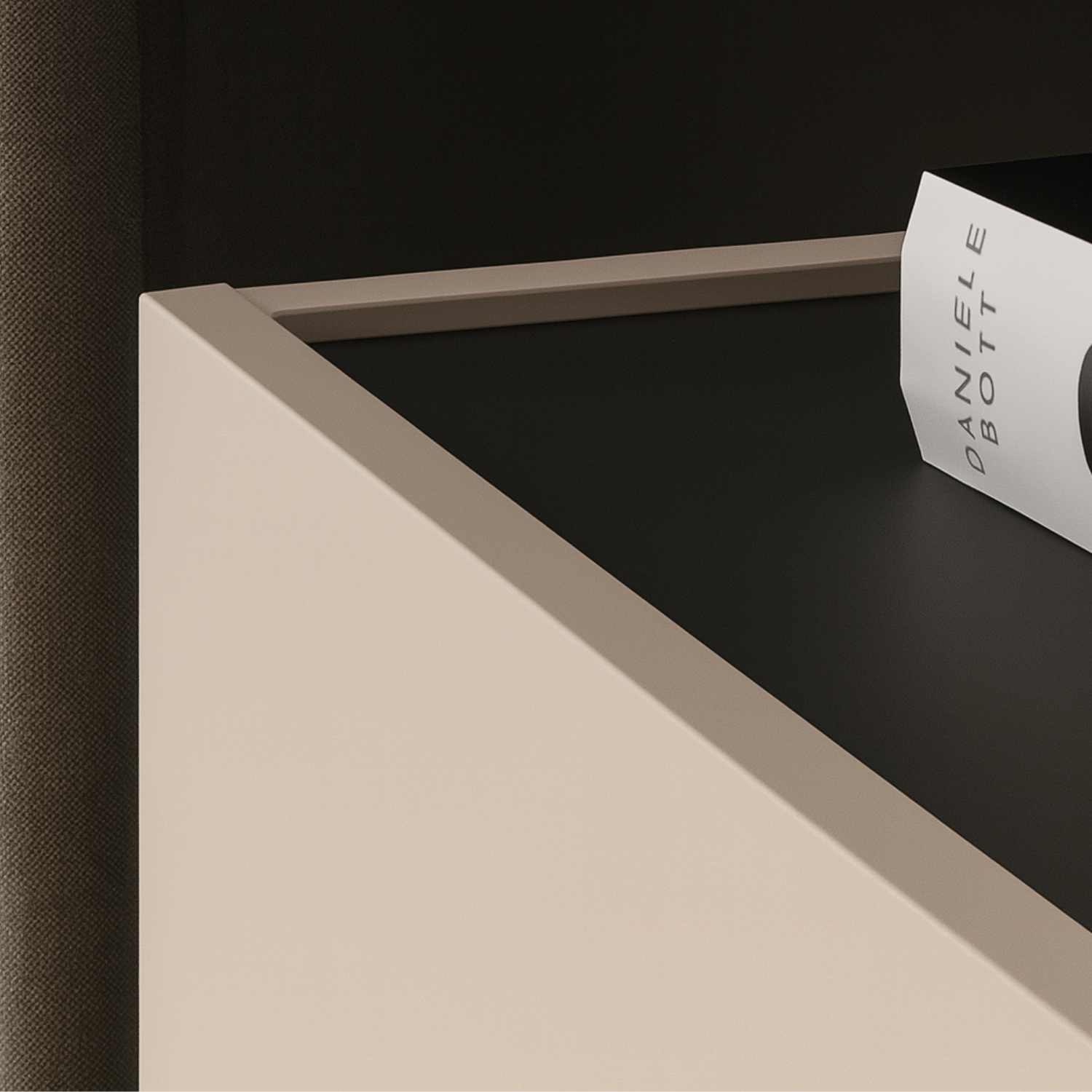 Meuble TV – Rangement Élégant avec Tiroirs à Extension Complète | Design Cachemire et Noir