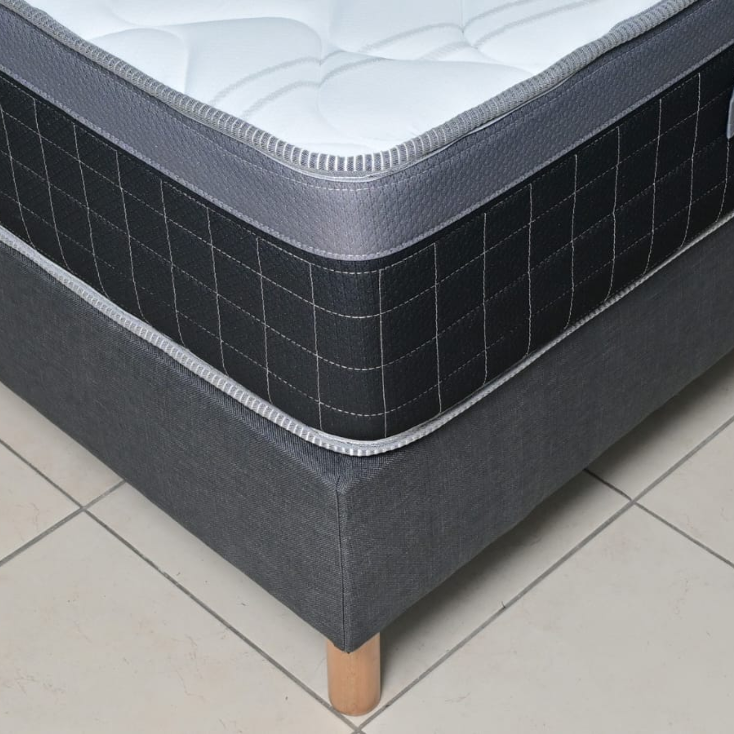 Matelas  – Confort Luxueux, Mousse Haute Densité, Épaisseur 30 cm