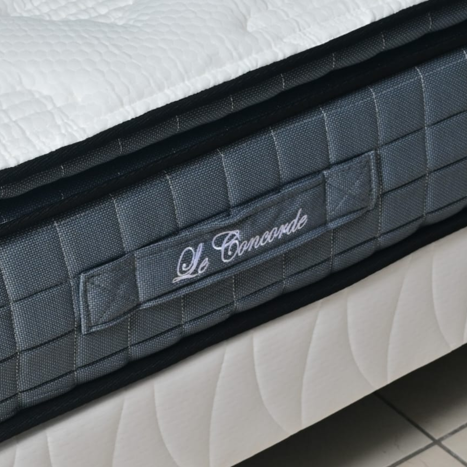 Matelas à Ressorts Ensachés Le Concorde – Confort Équilibré & Soutien Ergonomique (25 cm)