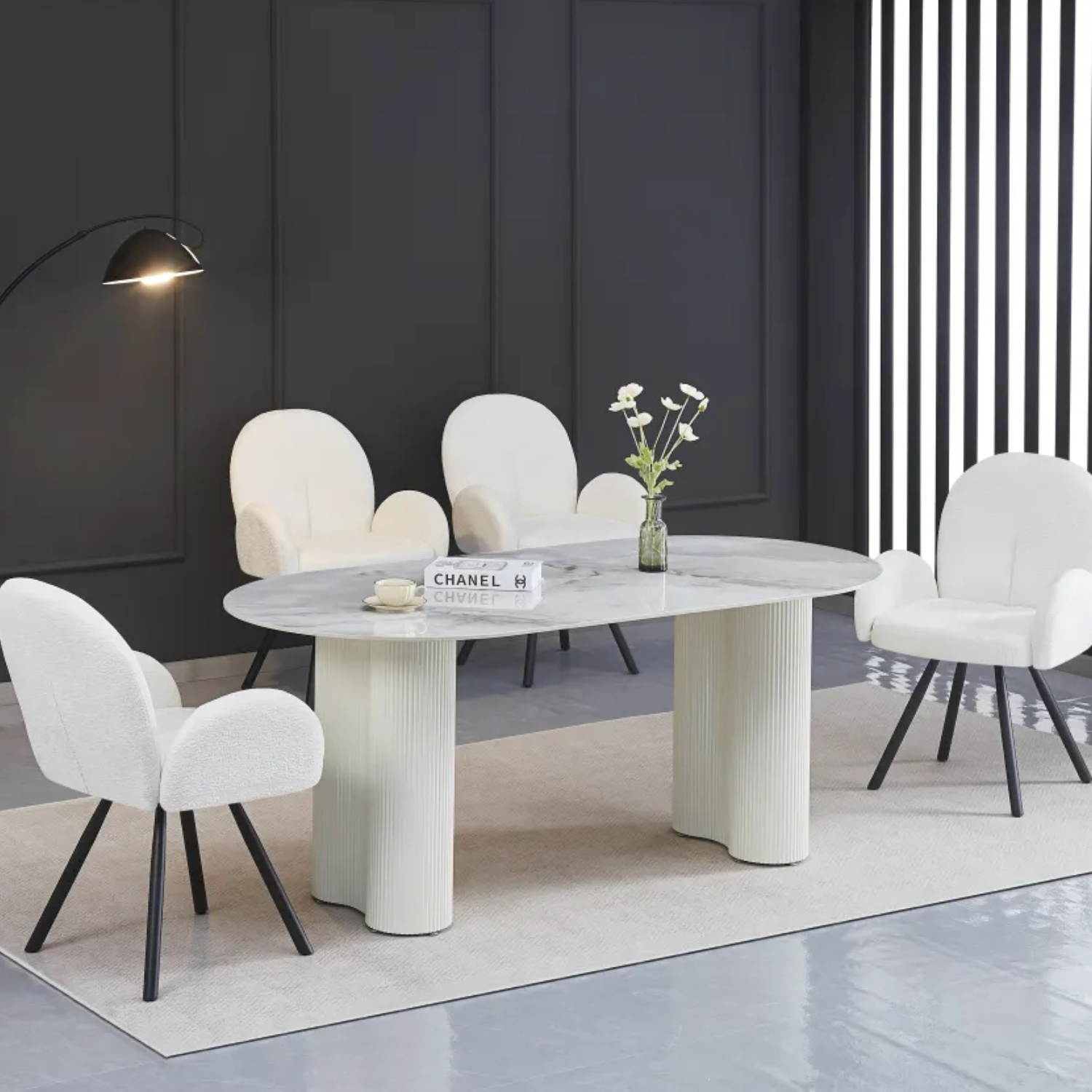 Table à Manger – Plateau Céramique Effet Marbre Blanc, Pieds Beige, Design Moderne et Élégant