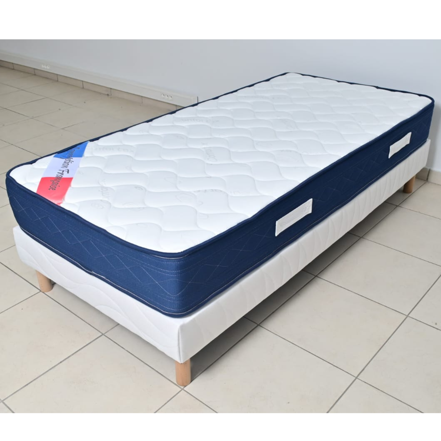 MATELAS Confort avec Mousse de Haute Qualité