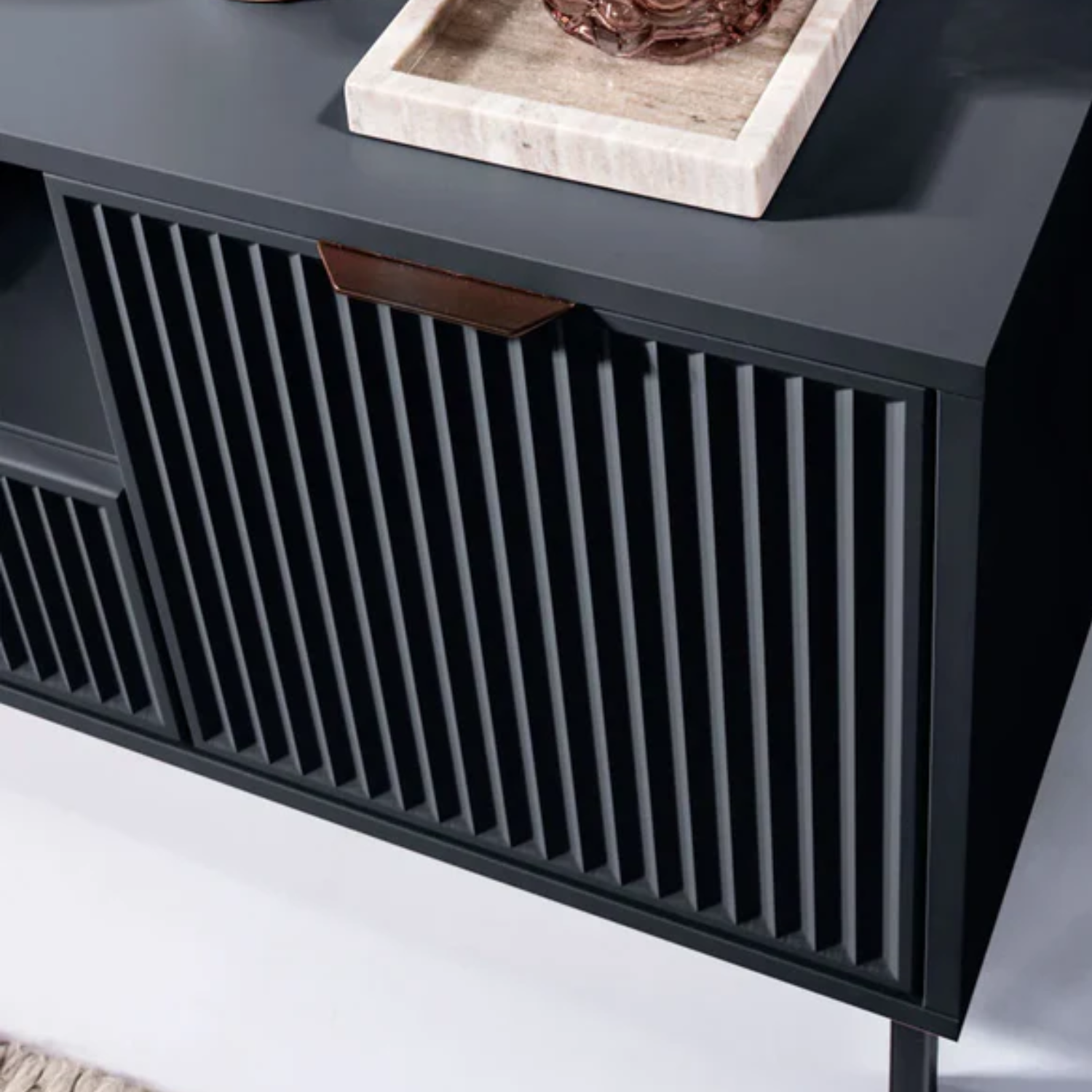 Meuble TV moderne avec rangements – 2 portes + tiroir + étagère centrale – 165 cm