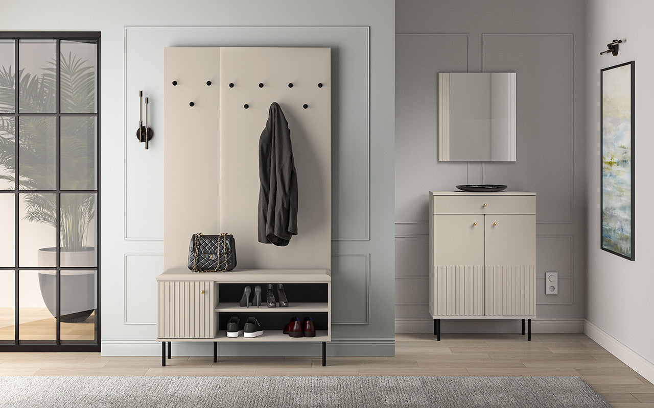 Cintre Cachemire, MDF Fraisé, 3 Supports Noirs pour Vêtements d'Extérieur - Decora Home
