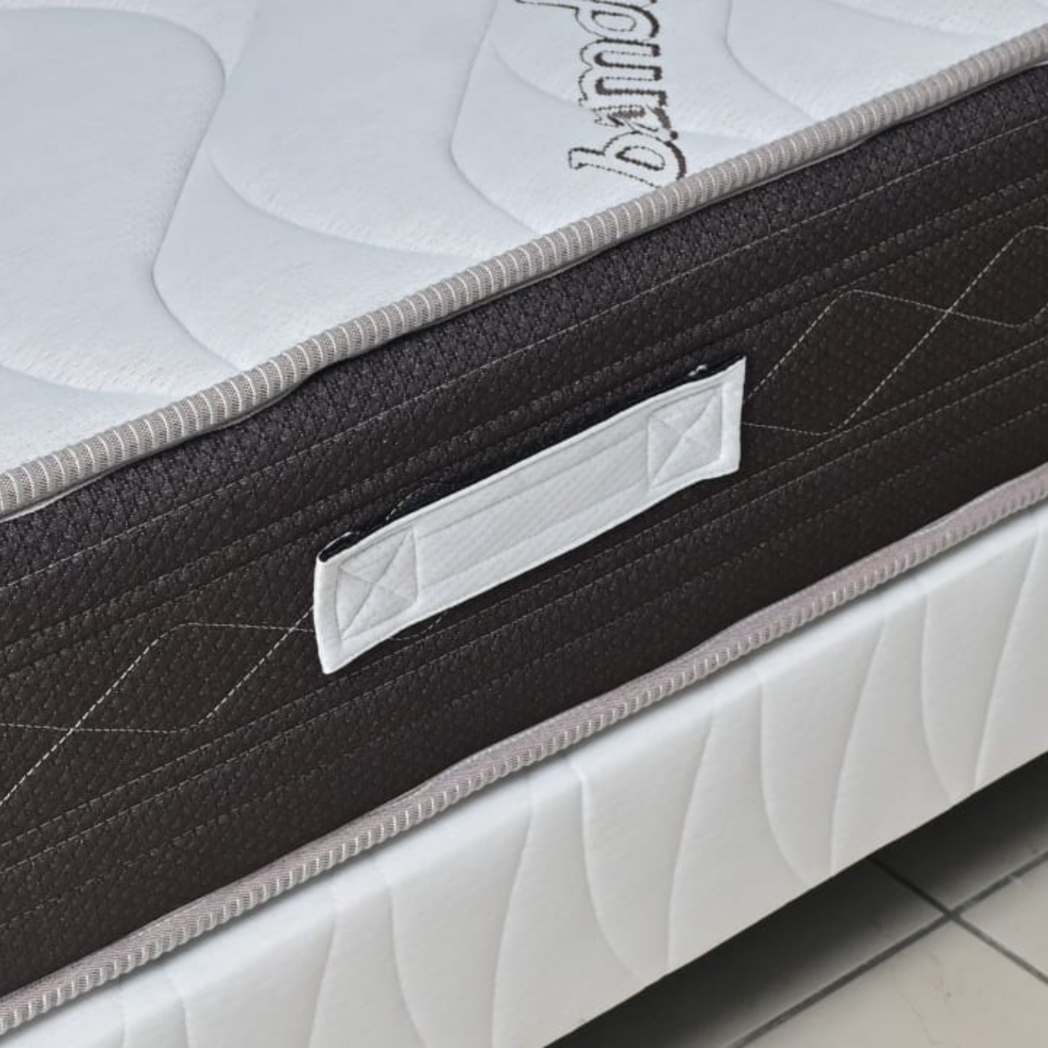 Matelas  25 cm – Mousse Haute Densité 5 Zones, Confort Ergonomique et Hypoallergénique