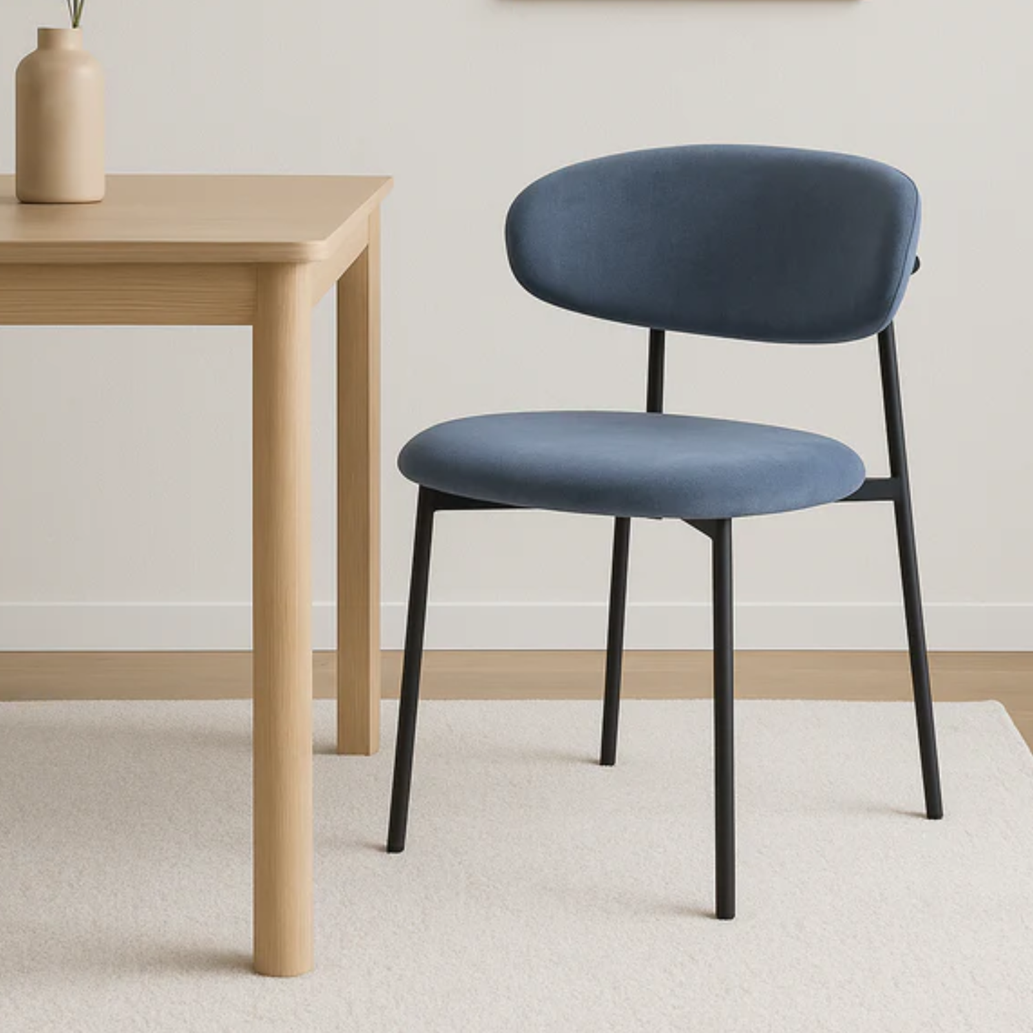 Chaise  Revêtement Tissu Côtelé ou Serge – Pieds Métal Noir
