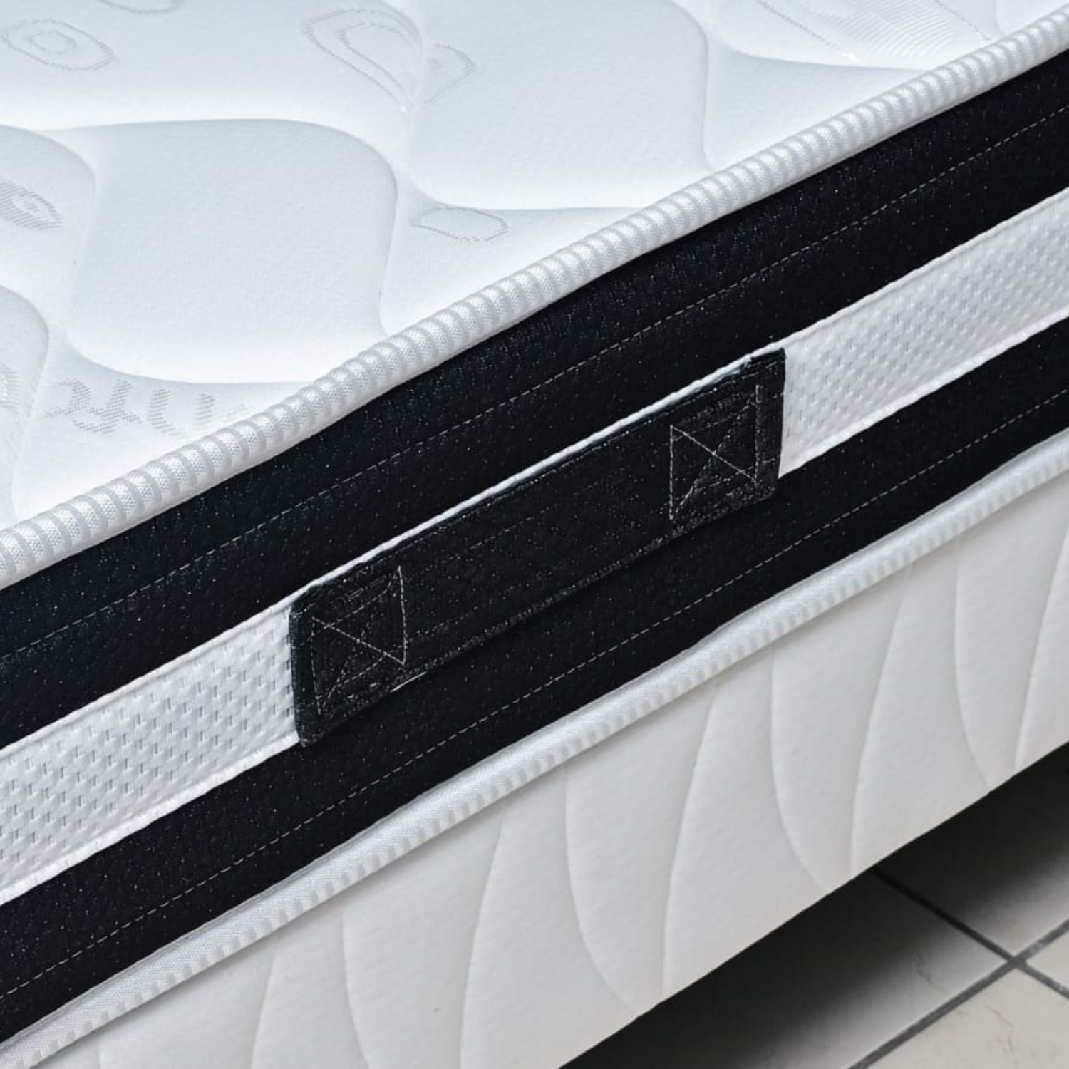 MATELAS Confort avec Mousse de Haute Qualité