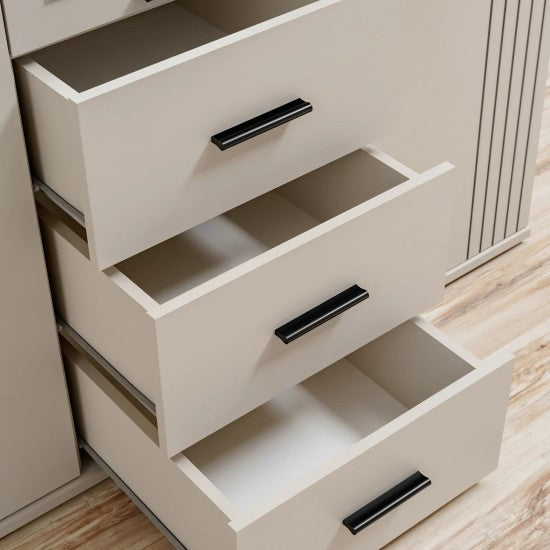 Armoire SIGMA 135 cm, Three Doors and a Mirror — vue 3