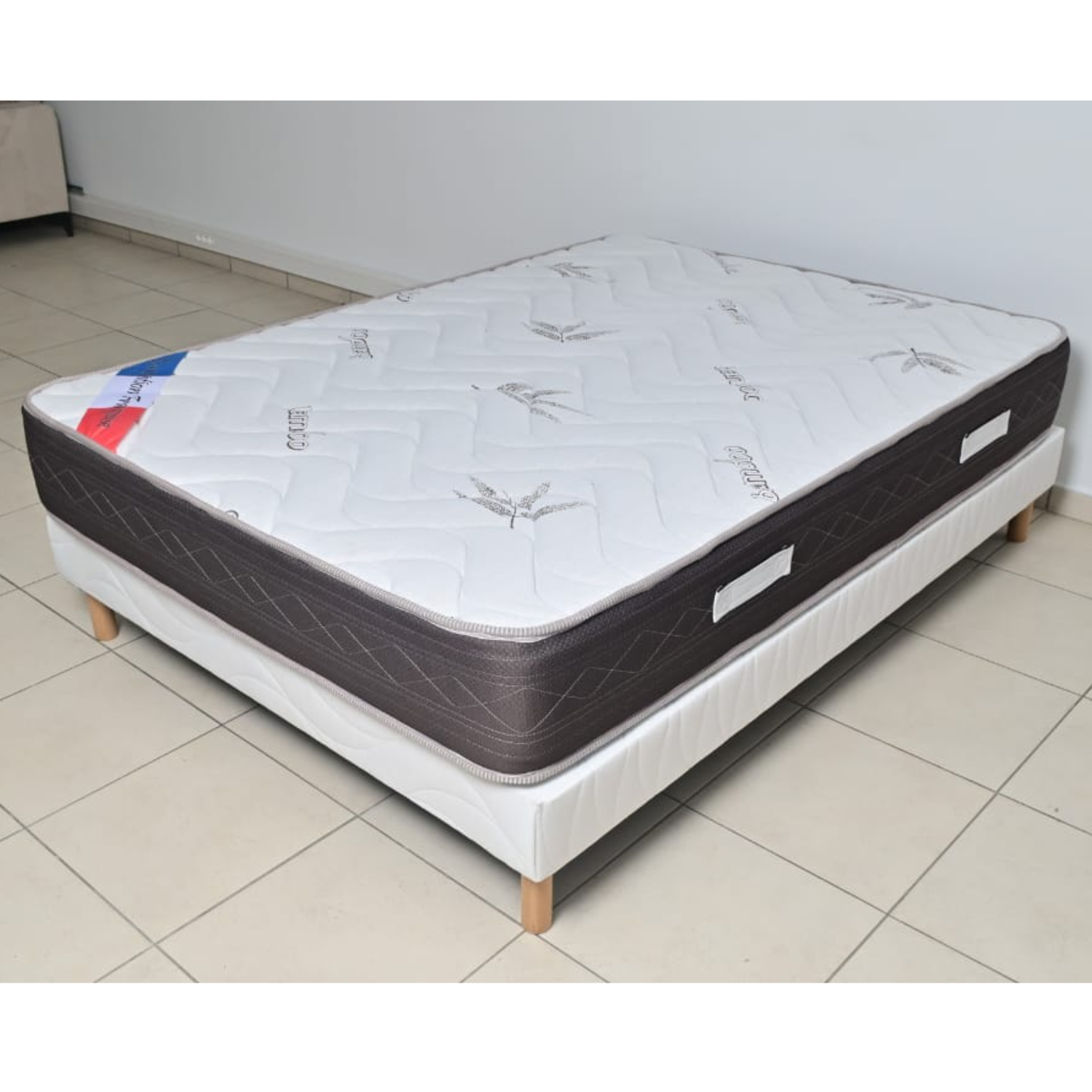 Matelas  25 cm – Mousse Haute Densité 5 Zones, Confort Ergonomique et Hypoallergénique