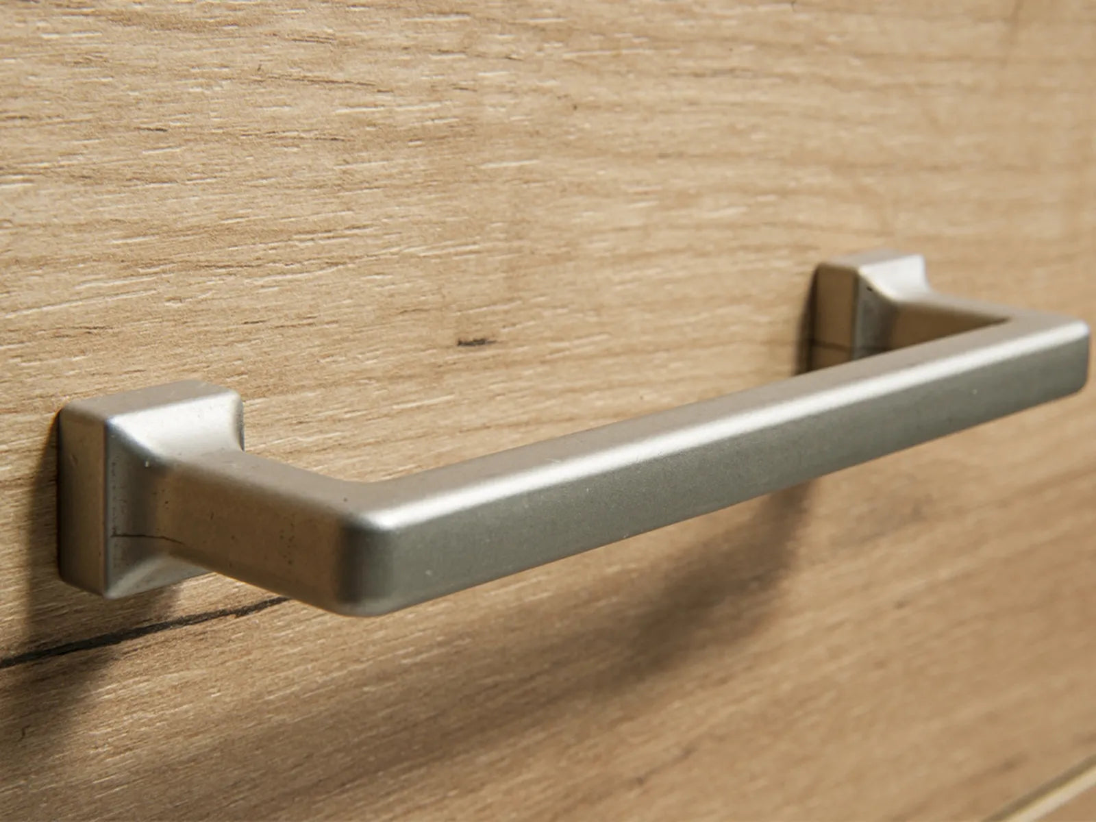 Armoire à deux portes avec rangements optimisés - Decora Home