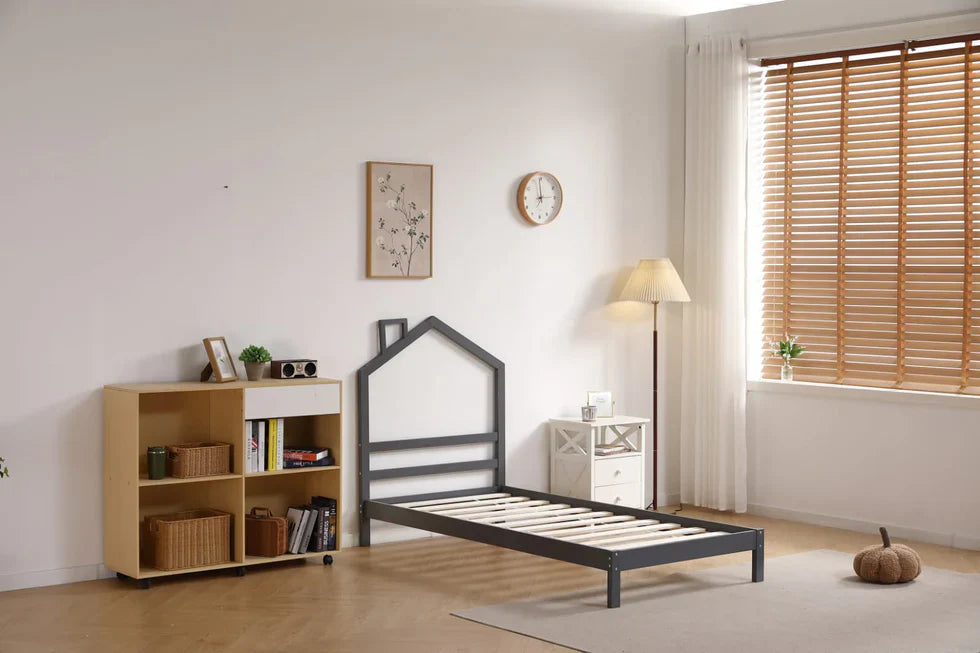Lit Enfant  – Design Naturel en Bois Blanc et Gris 90x190 cm - Decora Home
