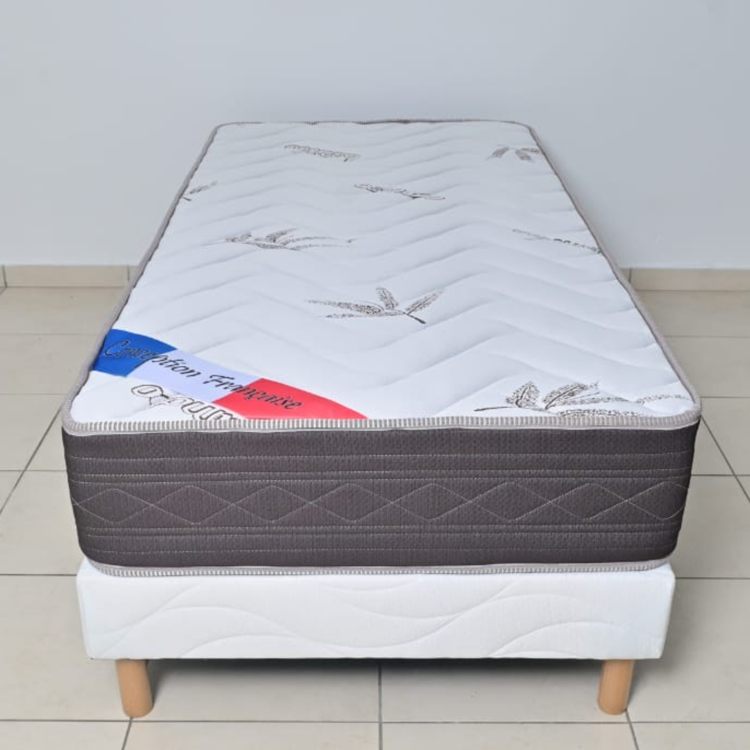 Matelas  25 cm – Mousse Haute Densité 5 Zones, Confort Ergonomique et Hypoallergénique