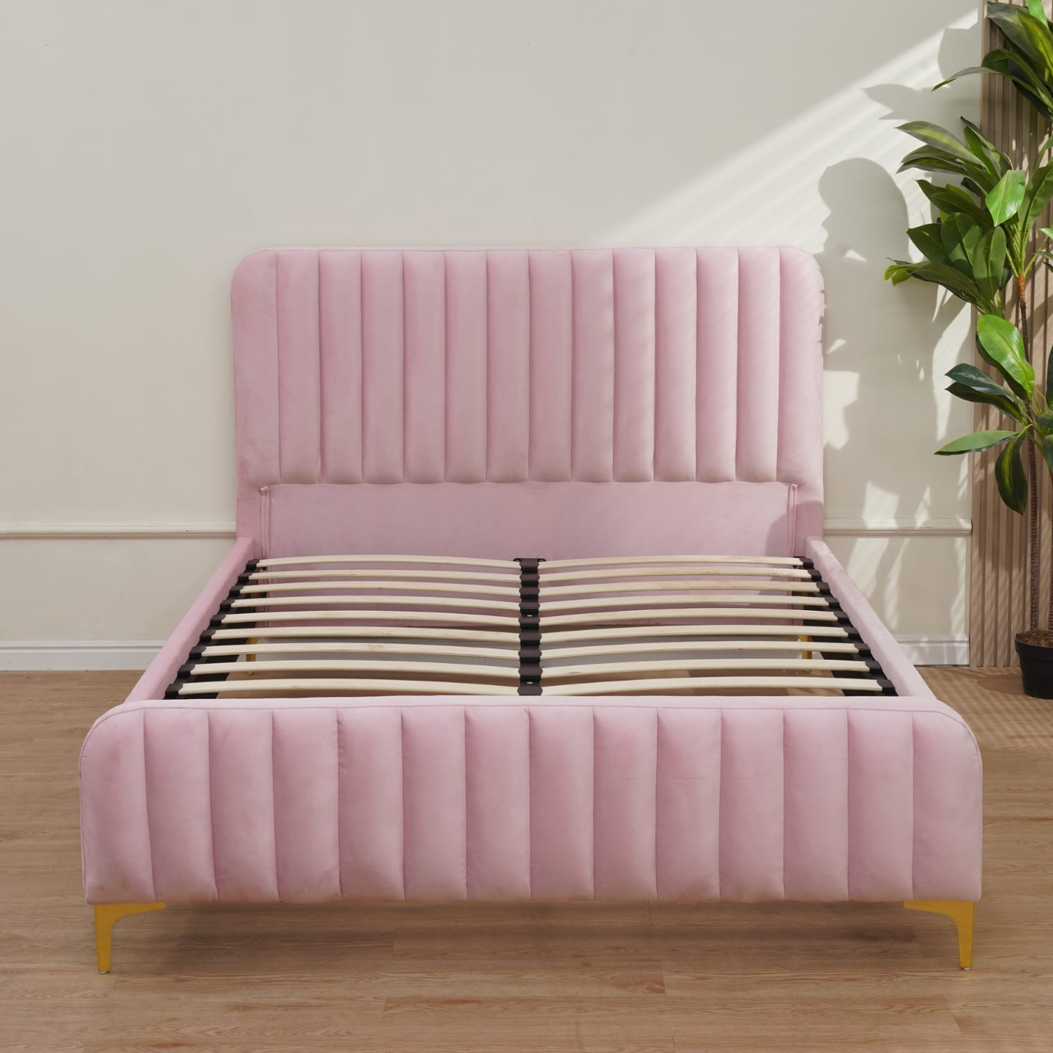 Lit revêtement en velours et sommier à latte en bois