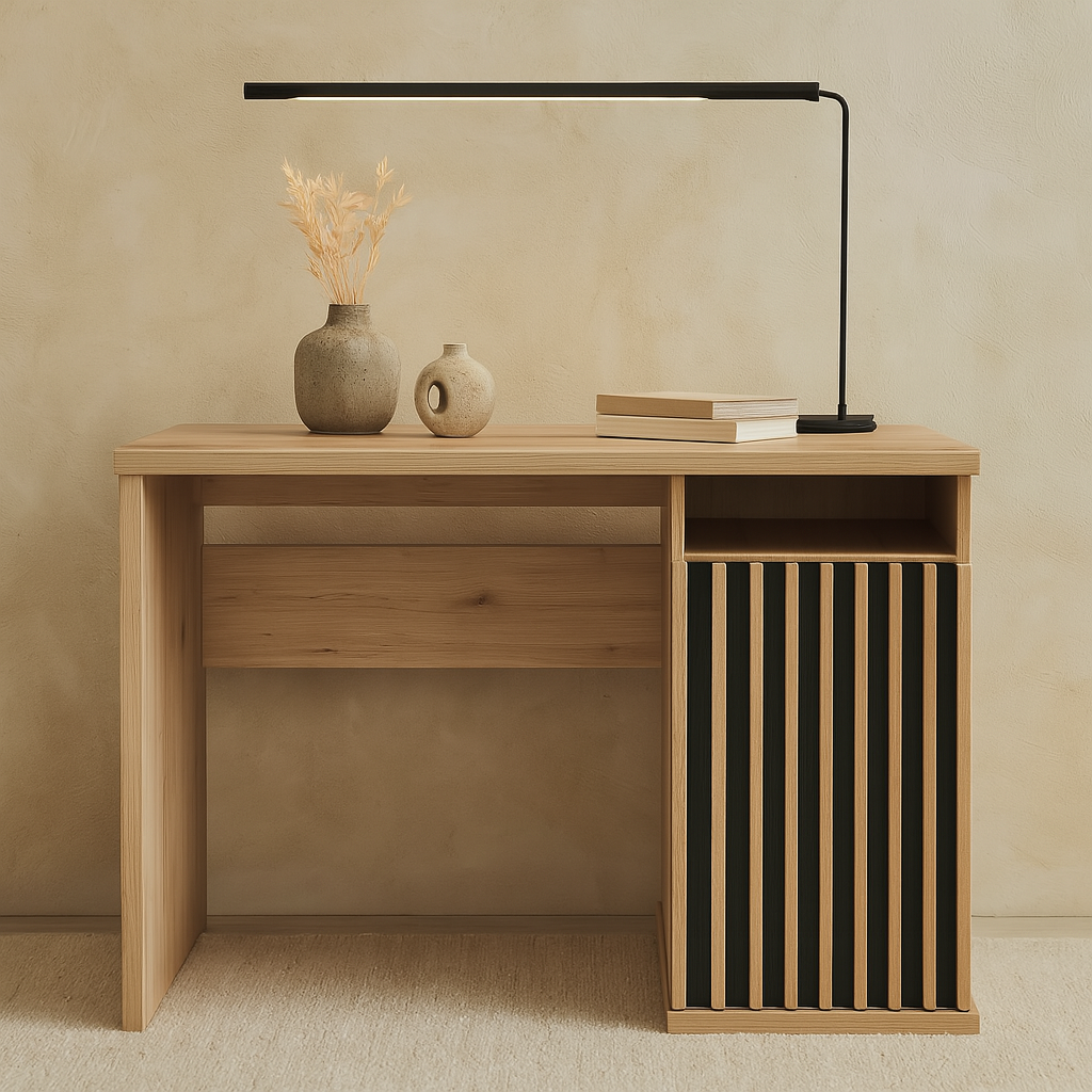 Bureau fonctionnel avec lattes tendance, étagères de rangement et plateau coulissant.