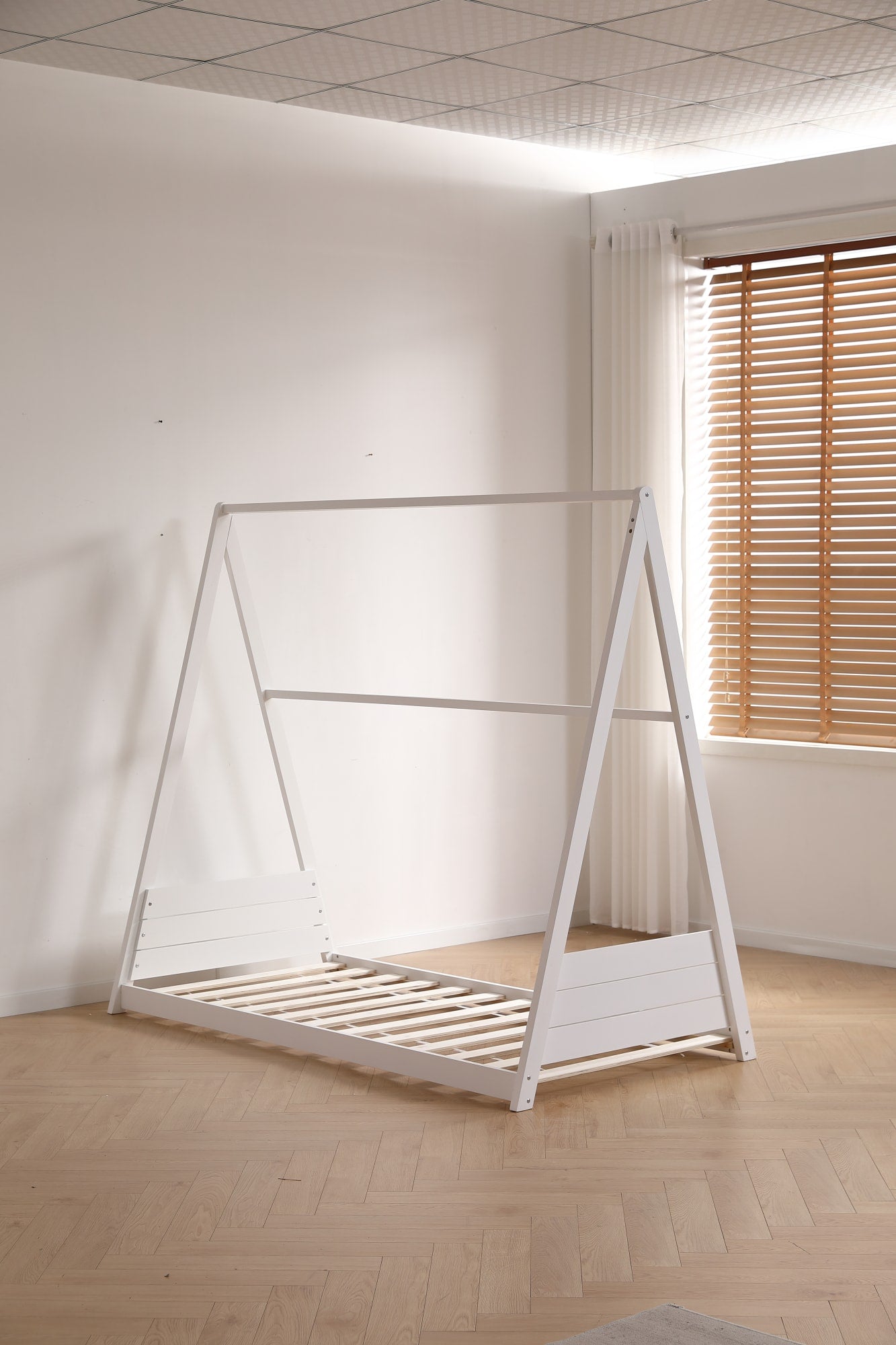 Lit pour enfant TIPI 90x190CM