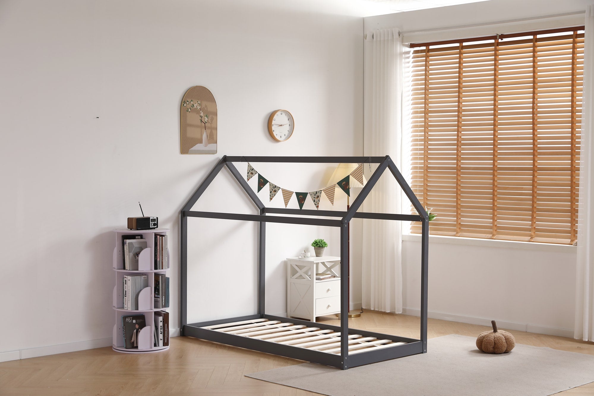 Lit cabane ROBINSON en bois 90x190 cm avec sommier intégré